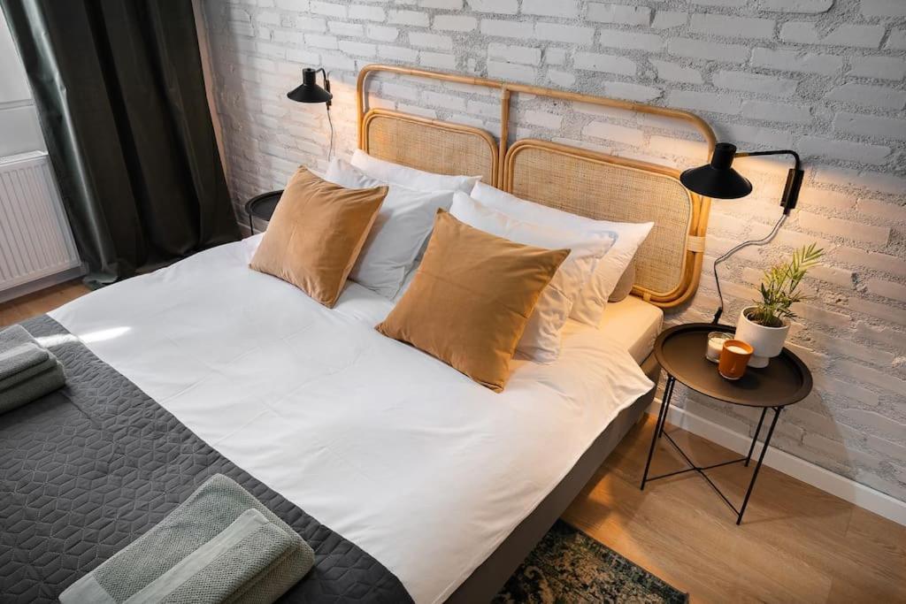 Old City Apartment - Self Check-In Bukareszt Zewnętrze zdjęcie
